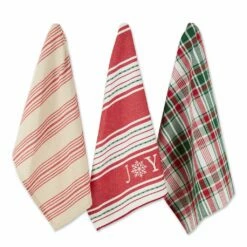 Brand new ๐ฅ DII® Assorted Joy Snowflake Dishtowel Set ๐