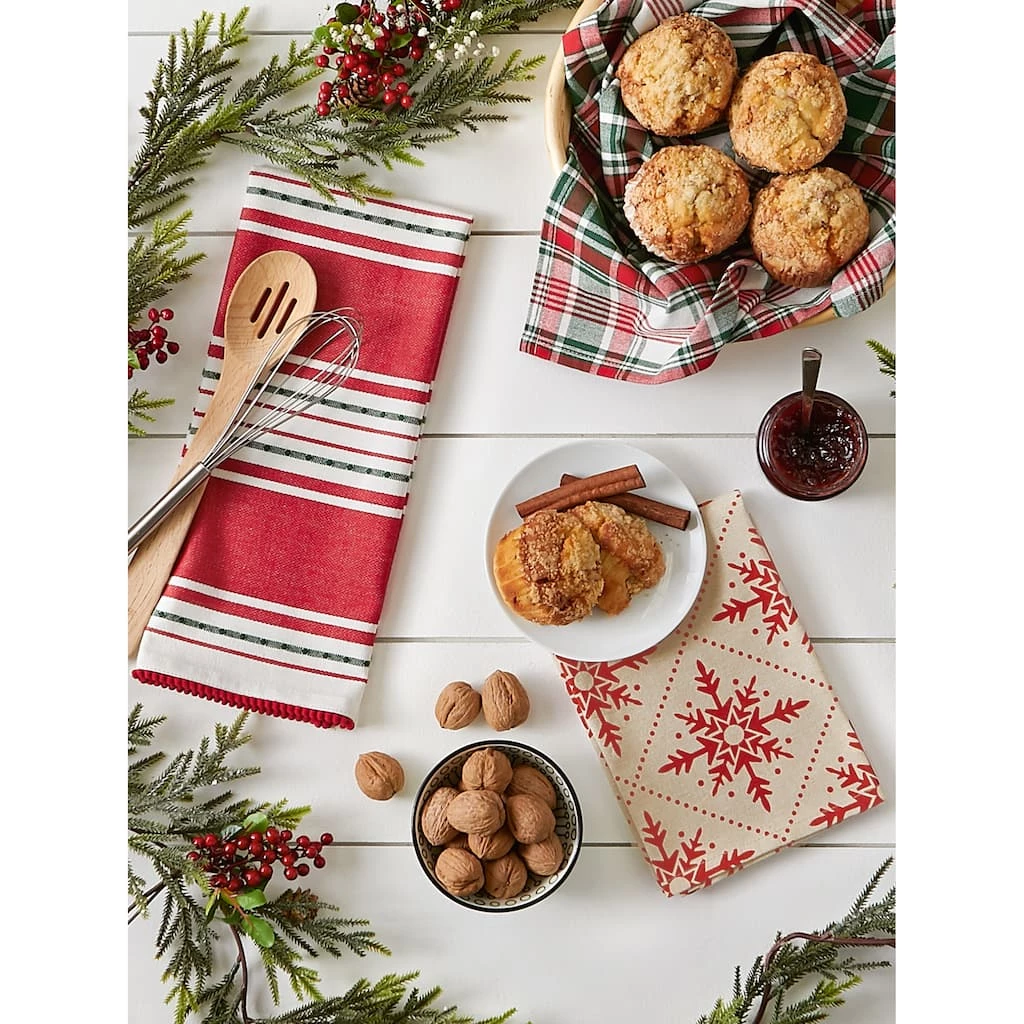 Deals ๐ DII® Assorted Scandinavian Snowflakes Dishtowel Set ๐ฏ - Image 9