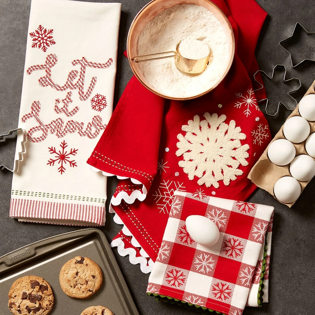 Promo ๐ฏ DII® Santa Chef Clause Kitchen, Let It Snow Dishtowel Set โญ - Image 9