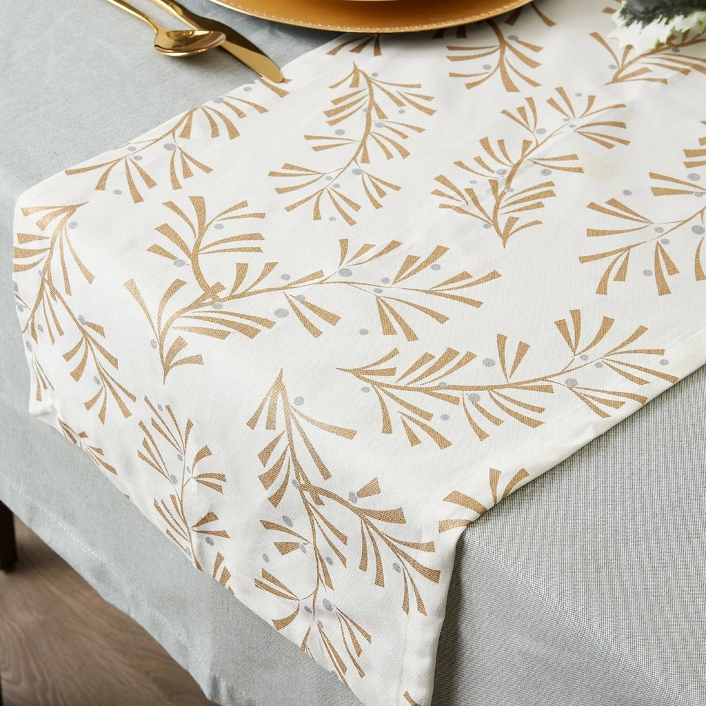 Hot Sale ๐ DII® 72" Metallic Holly Leaves Table Runner ๐ฅฐ - Image 11